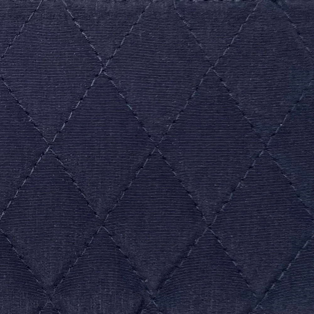 ⌛️SOLD⌛️ Vera Bradley RFID Turnlock Wallet Merry Mischief Snow Day Quilt Cotton - Picture 8 of 16